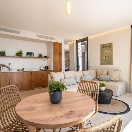 Rizes Sea View Cave * Katávolos