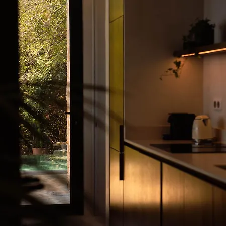 Rizes Sea View Cave Villa *