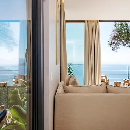 Rizes Sea View Cave * Katávolos